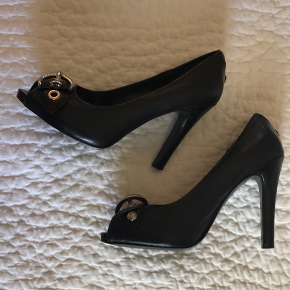 BCBG Peep Toe 4.5” Heel Shoe - Picture 4 of 7